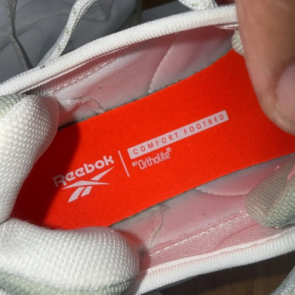 Reebok Zig Dynamica‎ 4 Adventure Womens White Sage Green Sneakers 8 100034130